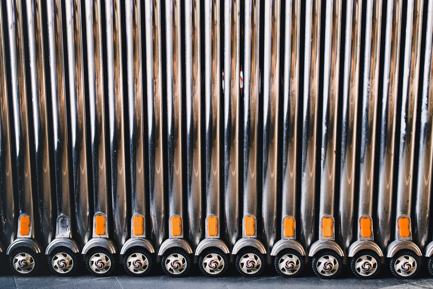 Imagem de fundo do serviço Cilindros <span>Hidráulicos e Pneumáticos</span>